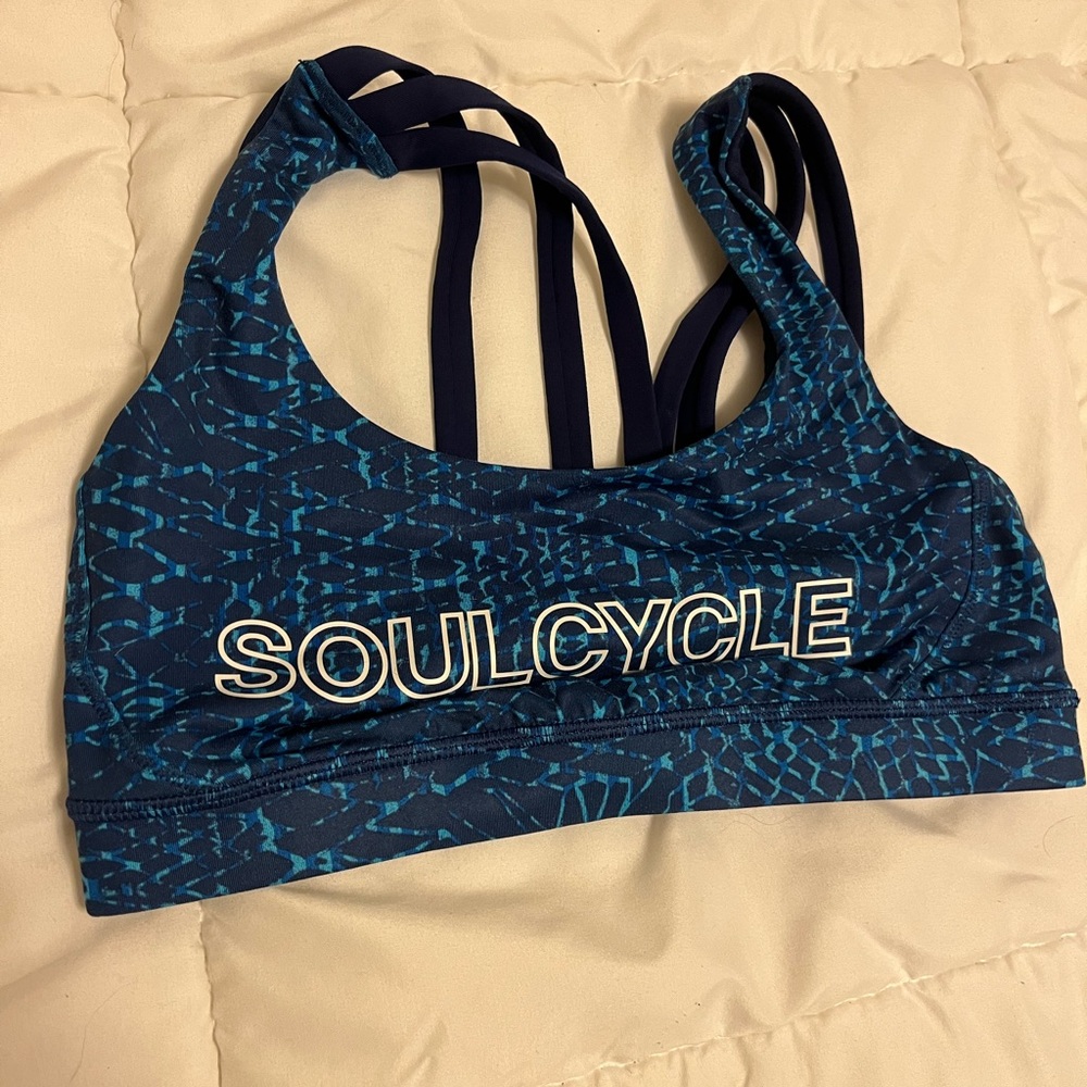 Lululemon soul cycle bra